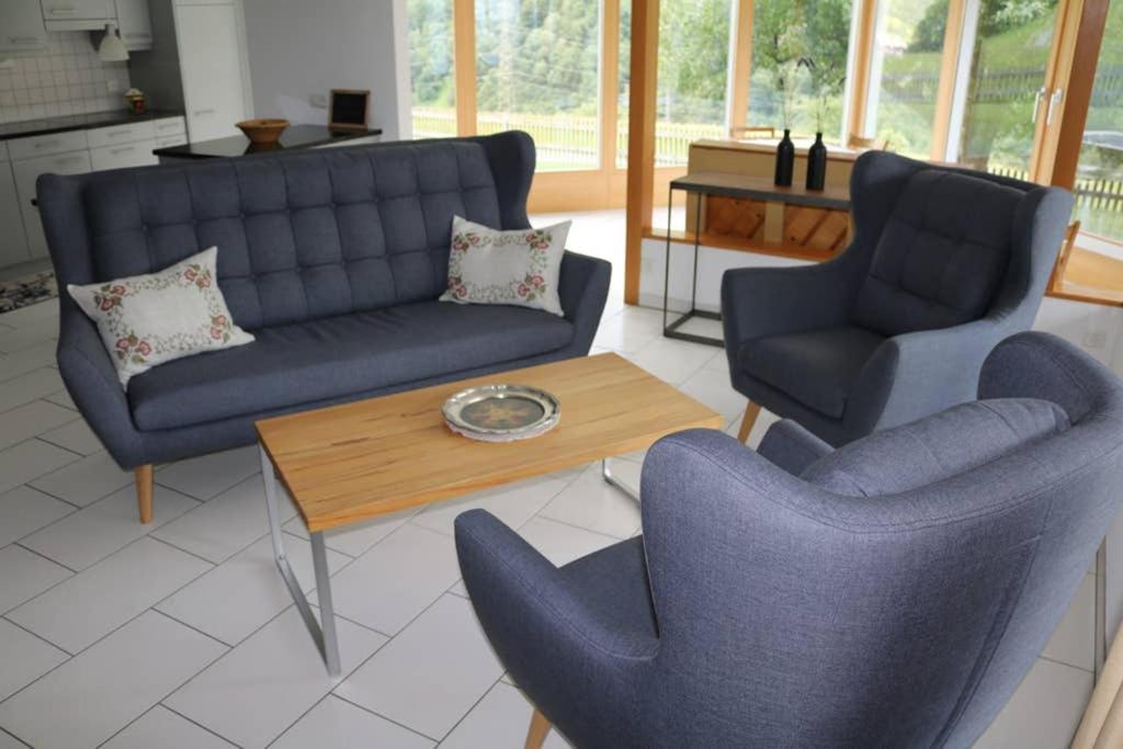 Ferienwohnung Fuer 5 Personen In Cumpadials, Inmitten Der Surselva Sumvitg Εξωτερικό φωτογραφία